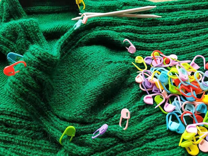 JOSDIOX 60-Piece Crochet Knitting Markers - Locking Stitch Pins, Plastic Safety Pins, Weave Stitch Counter for Clips Yarn (10 Colors)