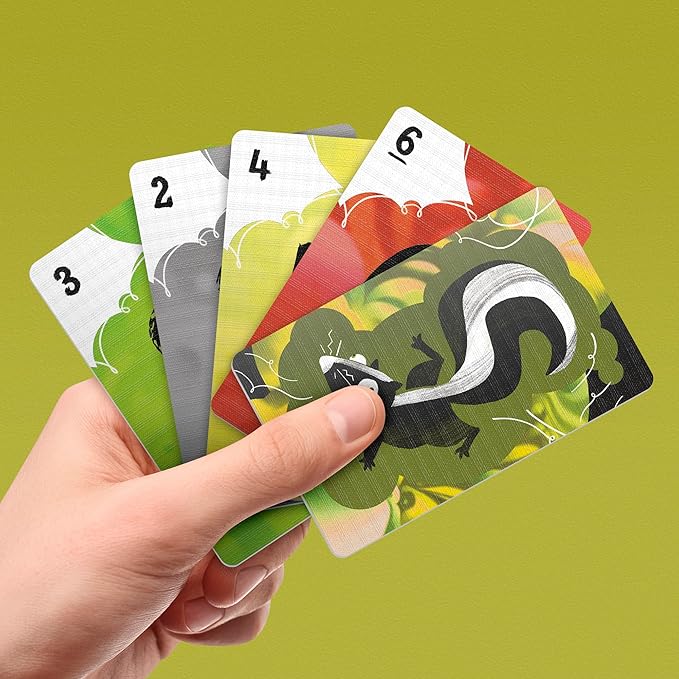Dump The Skunk! Game | Family Card Game by Reiner Knizia | Ages 7 and Up | 2-6 Players | 20 Mins. | Easy to Learn Games for Kids, Teens, and Adults