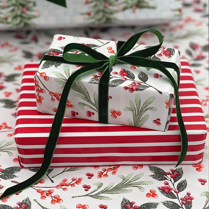 LaRibbons Thin Velvet Ribbon 3/8 Inch x 25 Yards, Dark Green Velvet Ribbon for Christmas Tree, Gift Wrapping, Wreath Bow, Outdoor Decoration